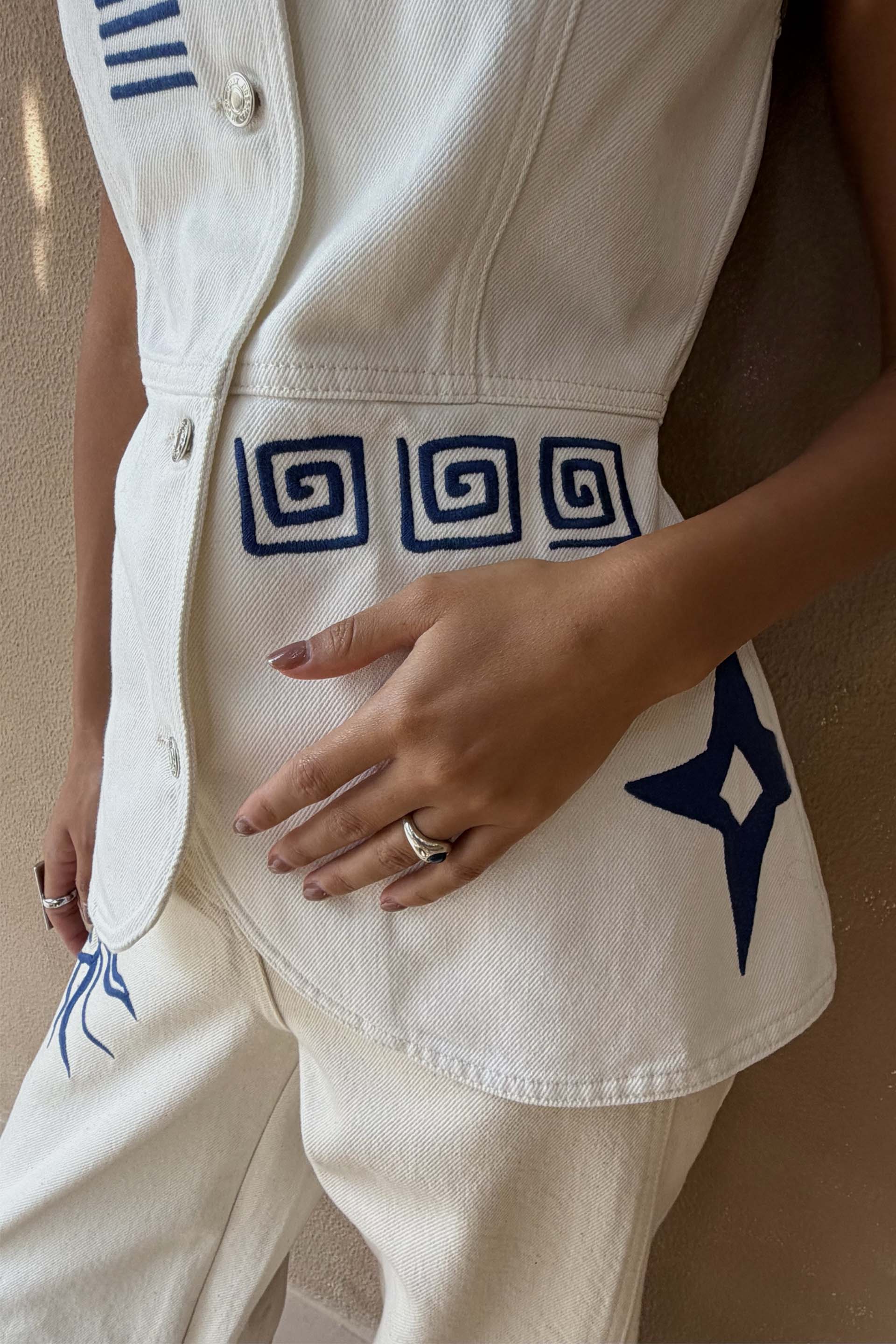 Dolce Vita Embroidered Denim Waistcoat - Image 7