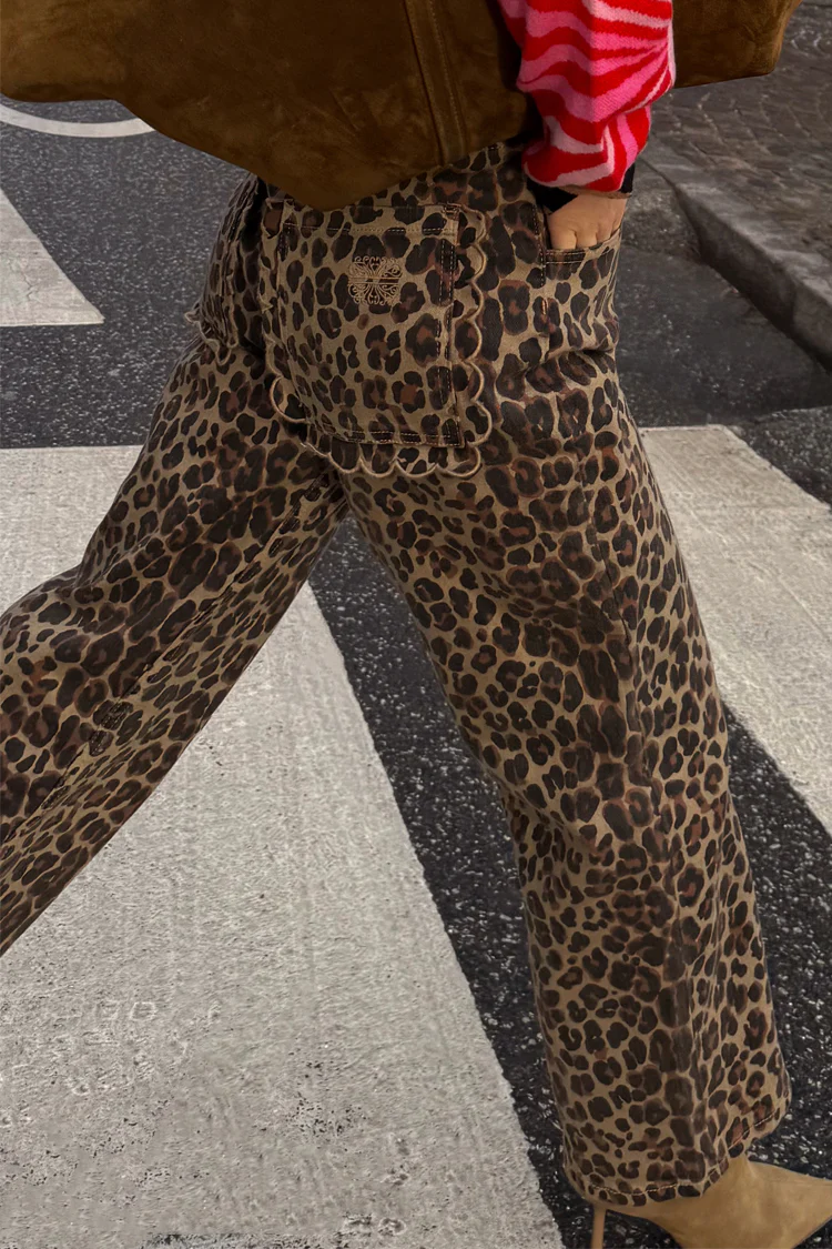 Leopard Lucia Scallop Detail Jeans - Image 8