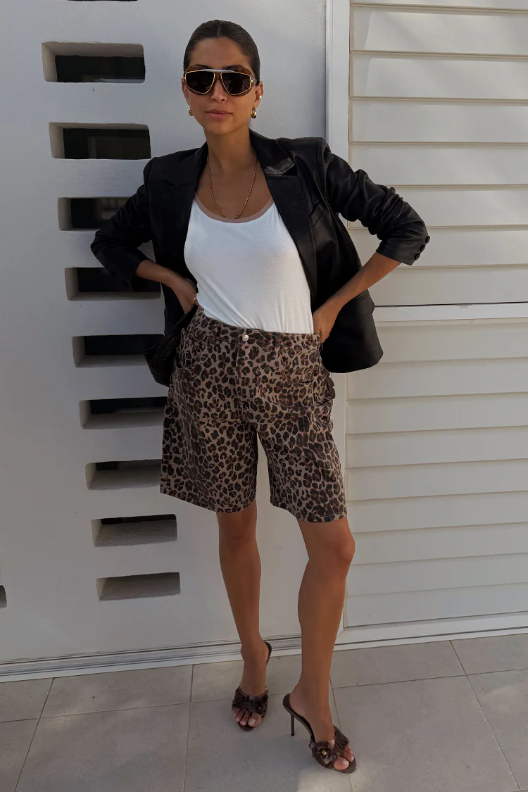 Leopard Lucia Scallop Pocket Long Shorts - Image 9