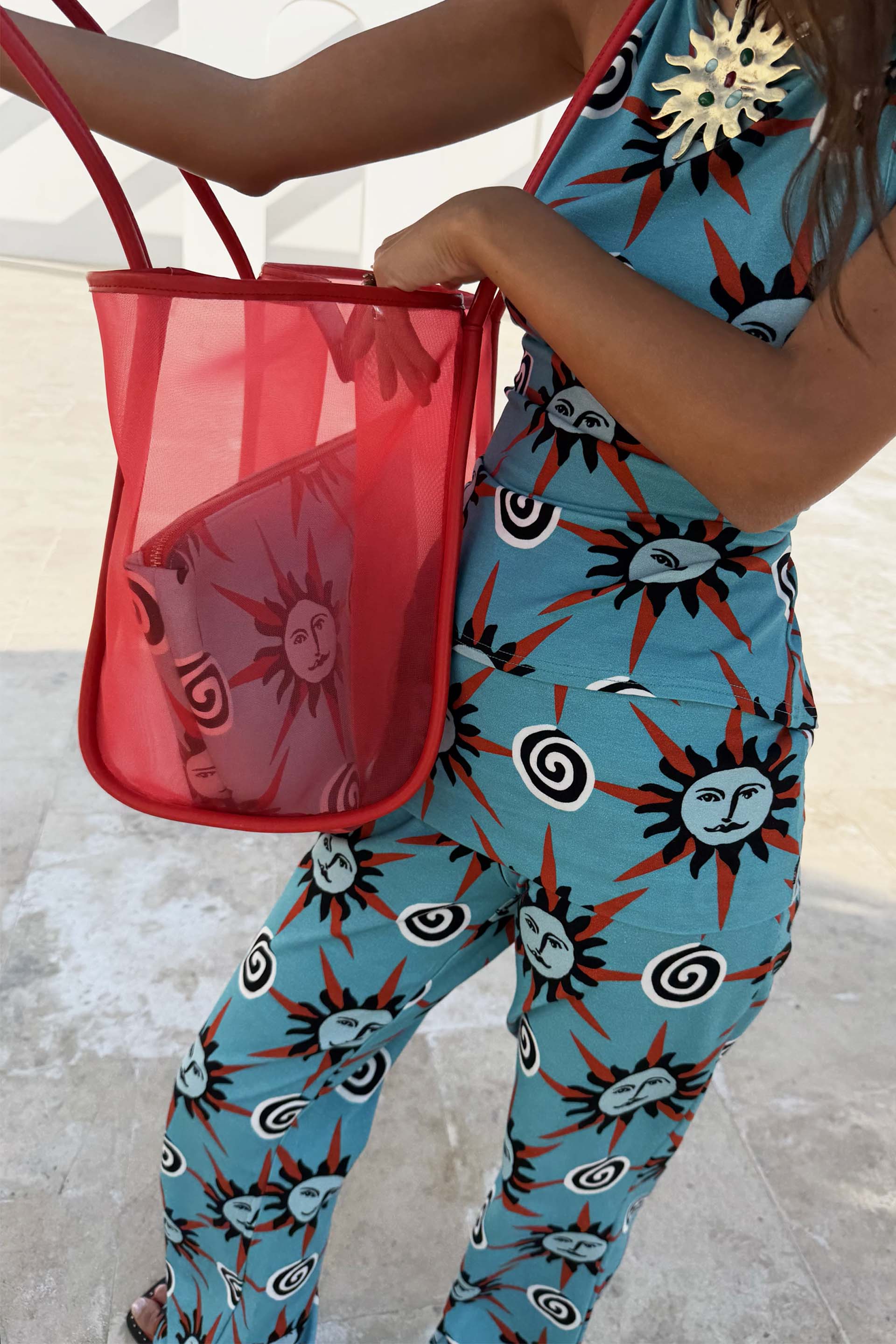 Red Mesh Tote Bag - Image 3